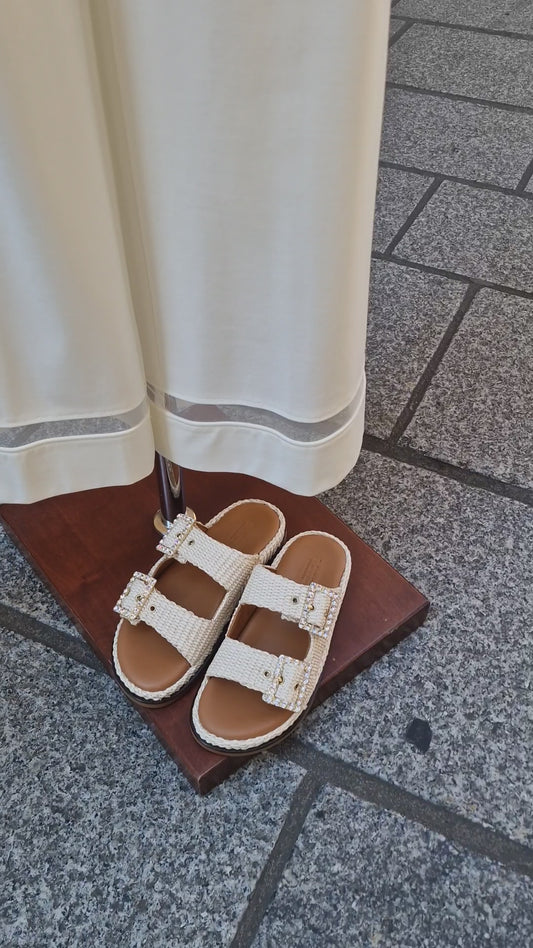 Sandali in pelle e Rafia