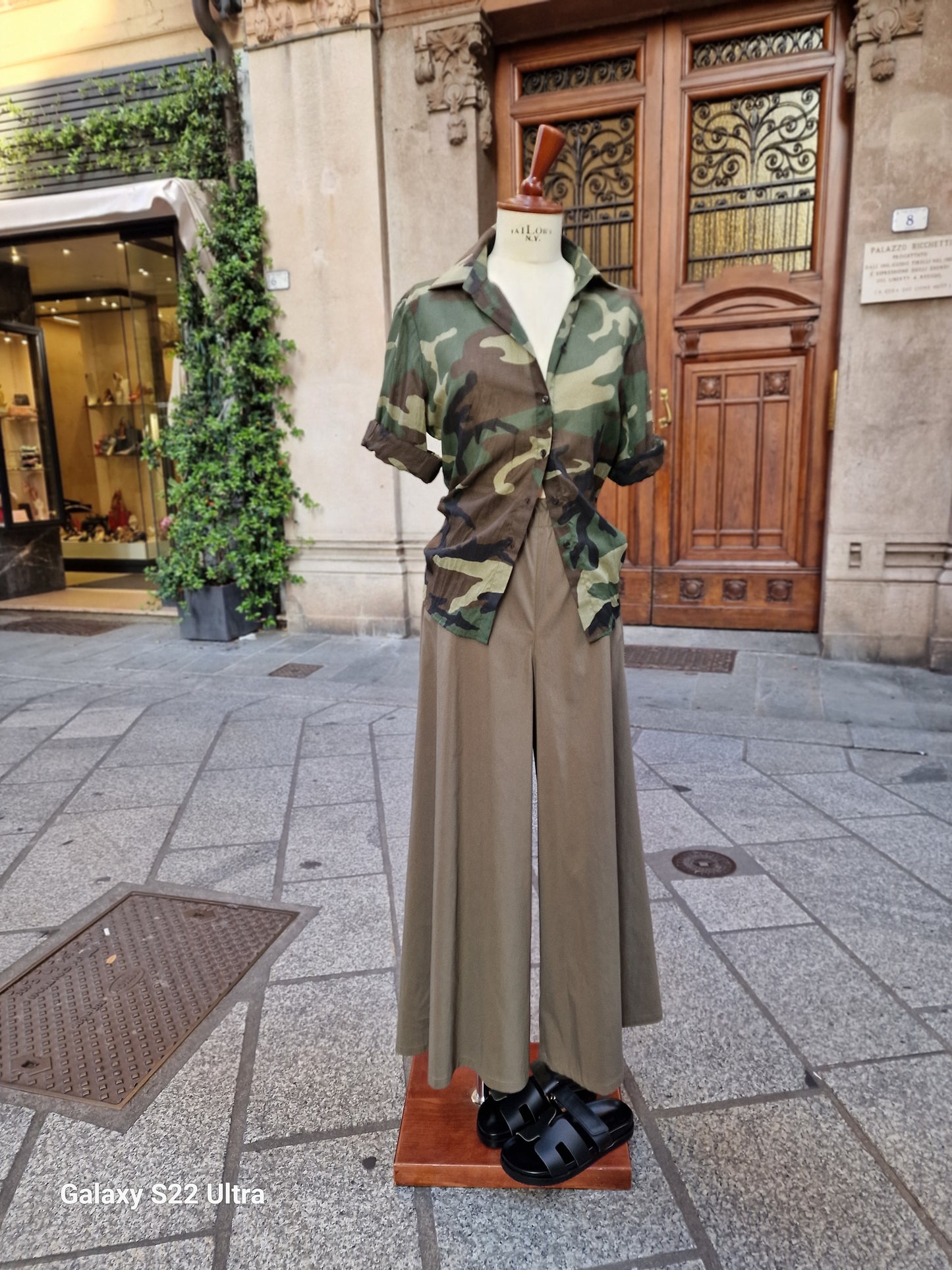 Camicia in puro cotone, stampa camouflage militara