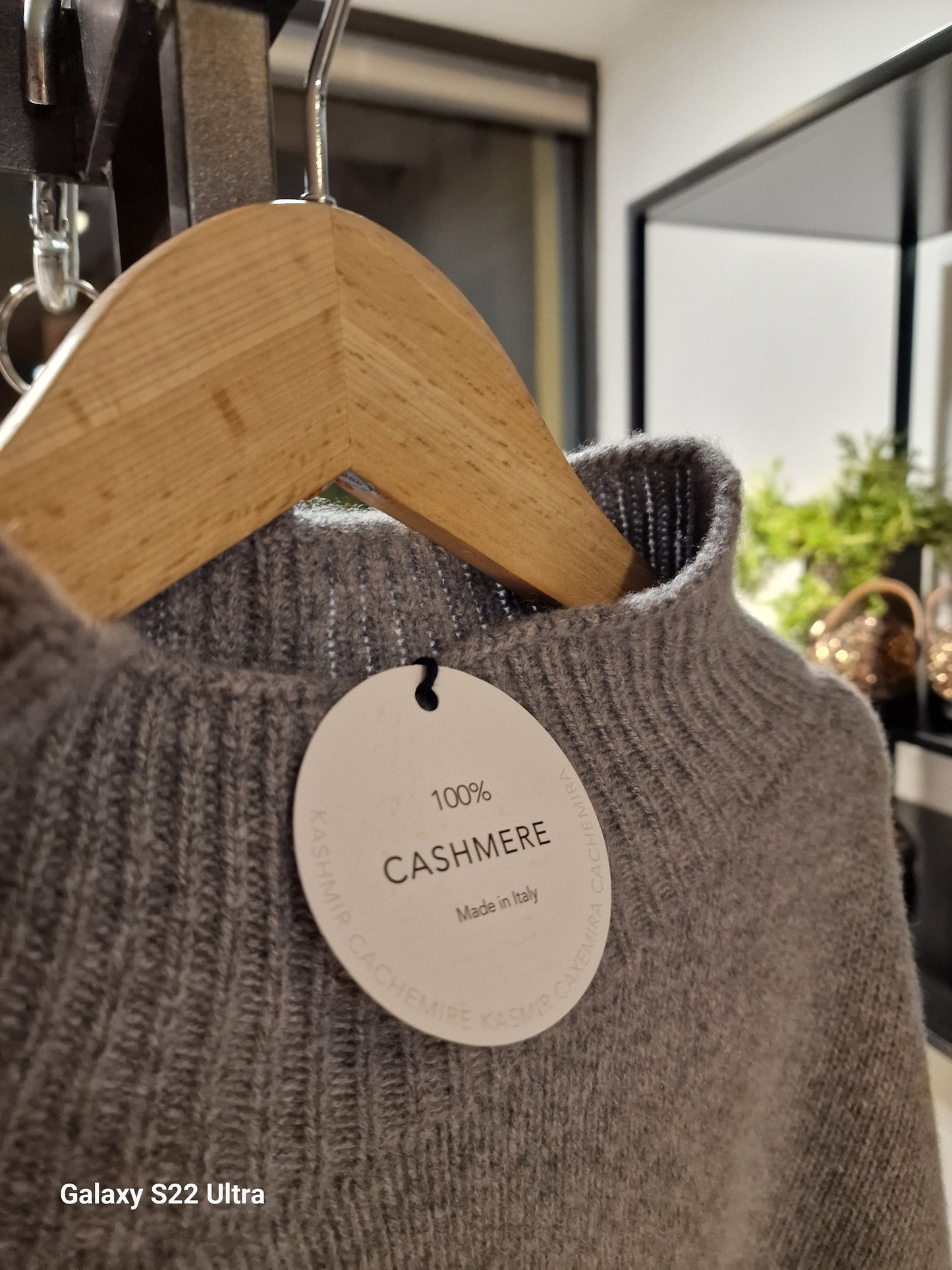 Maglioncino.                  100% CASHMERE